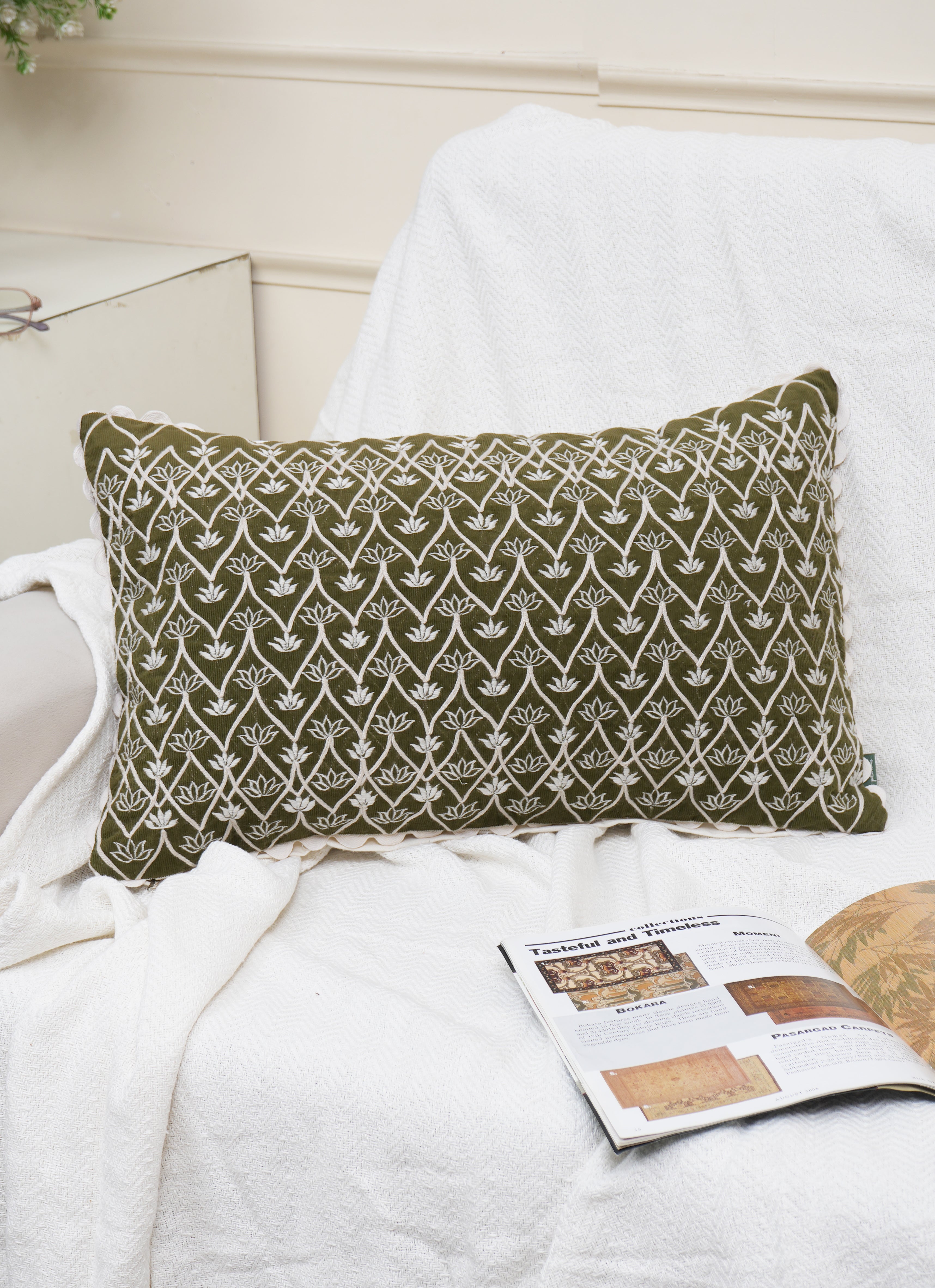 Kamal Sarovar Cushion