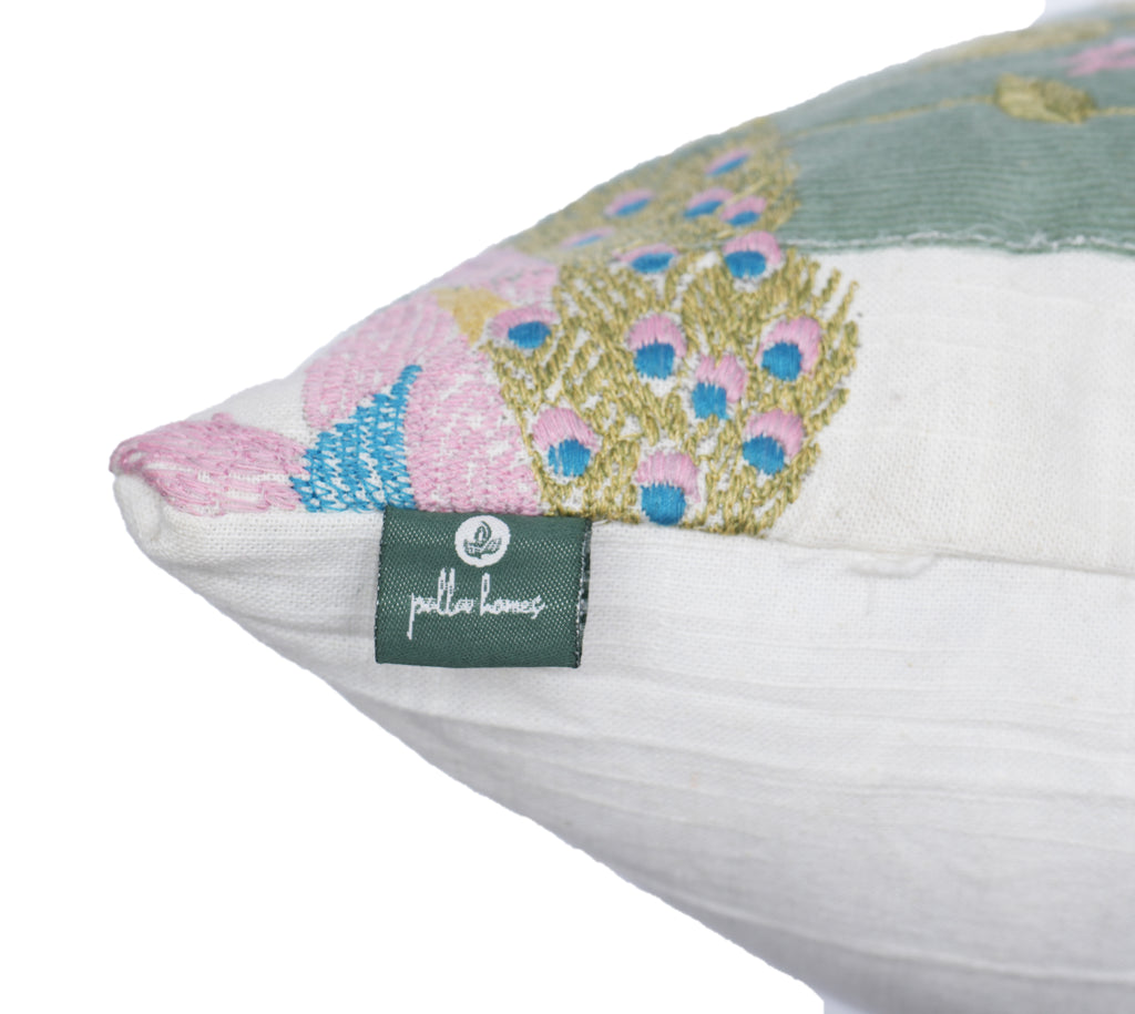 Hans Padma cushion